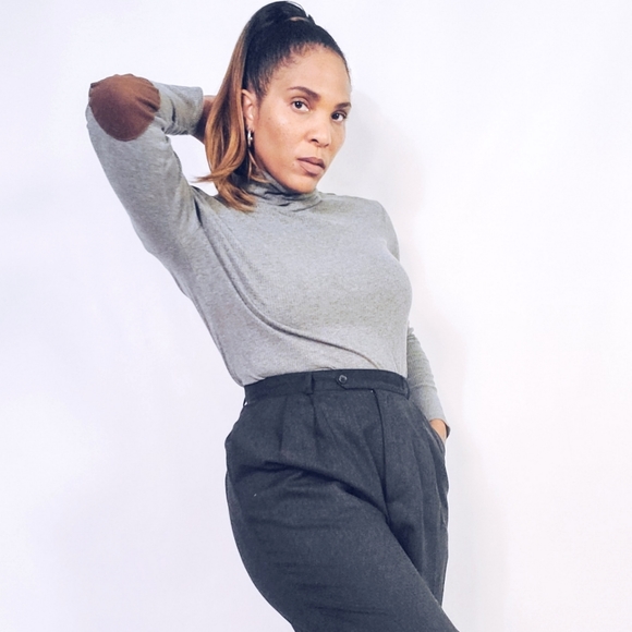 LRL Turtleneck - Picture 1 of 7